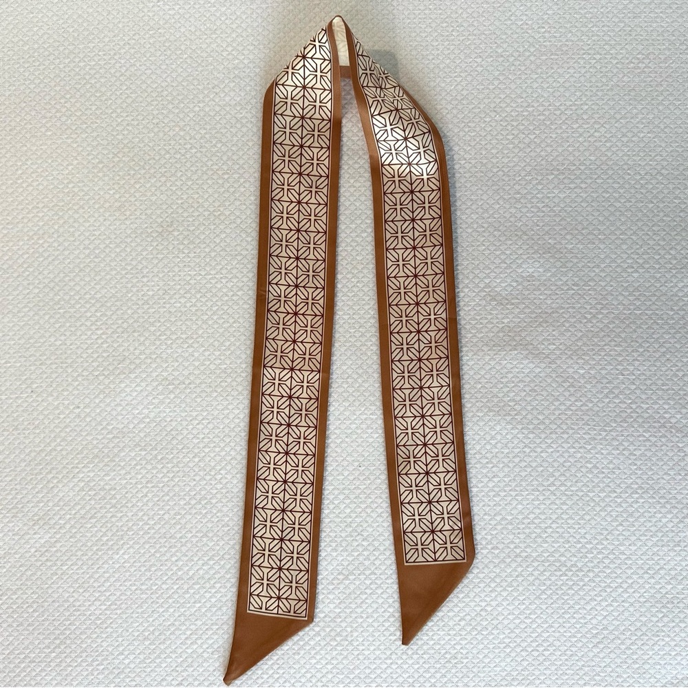 Twilly Skinny Scarf Tan & Brown Geometric Design Neck Purse Wrist Versatile - Picture 3 of 7